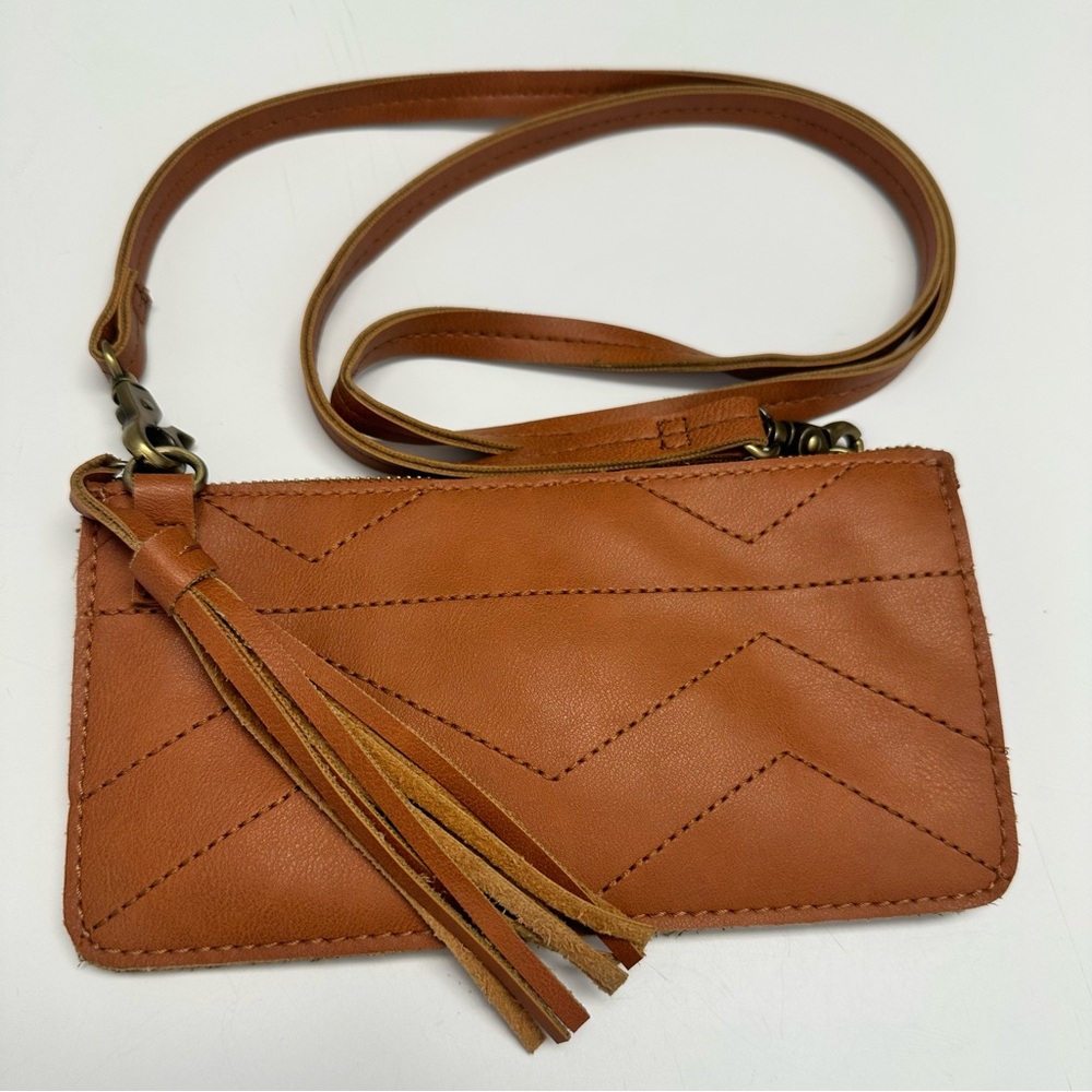 Stylish Brown Crossbody Bag with Tassel